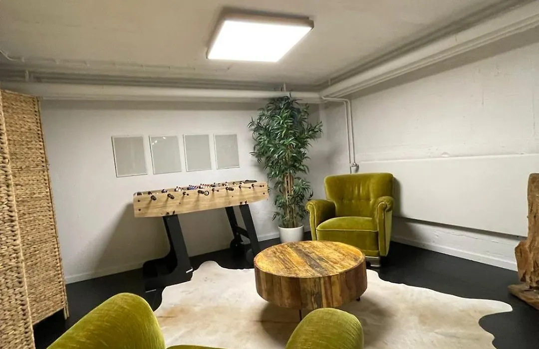 Superschönes Studio LUNCA 220qm in Stuttgart West-1
